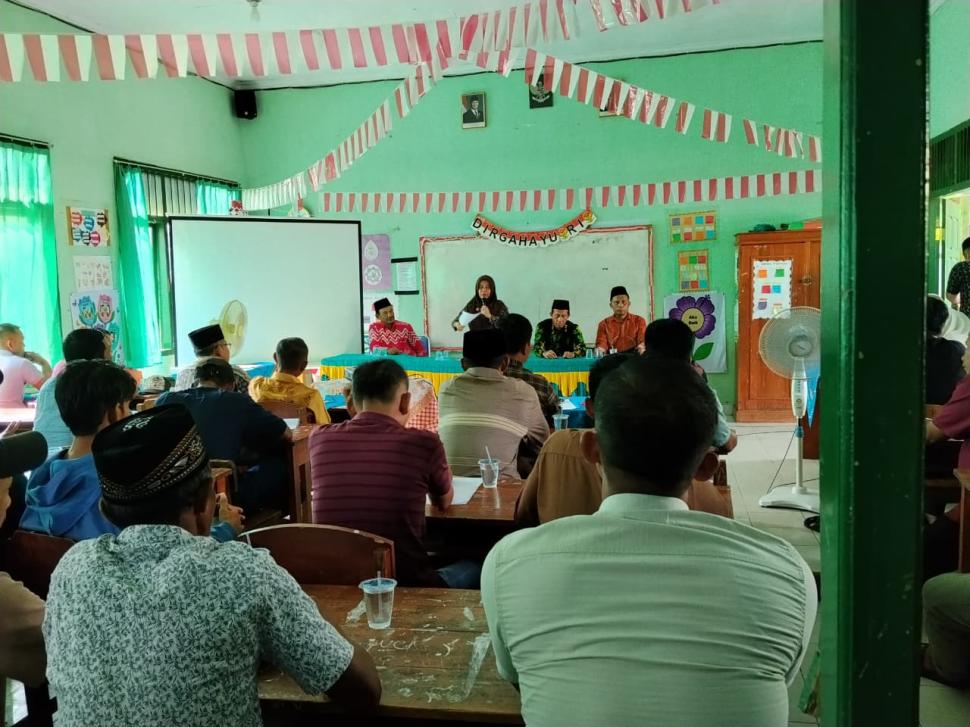 Gelar Rapat Wali Murid, Kepala Madrasah Paparkan Progam Kerja 2026/2027