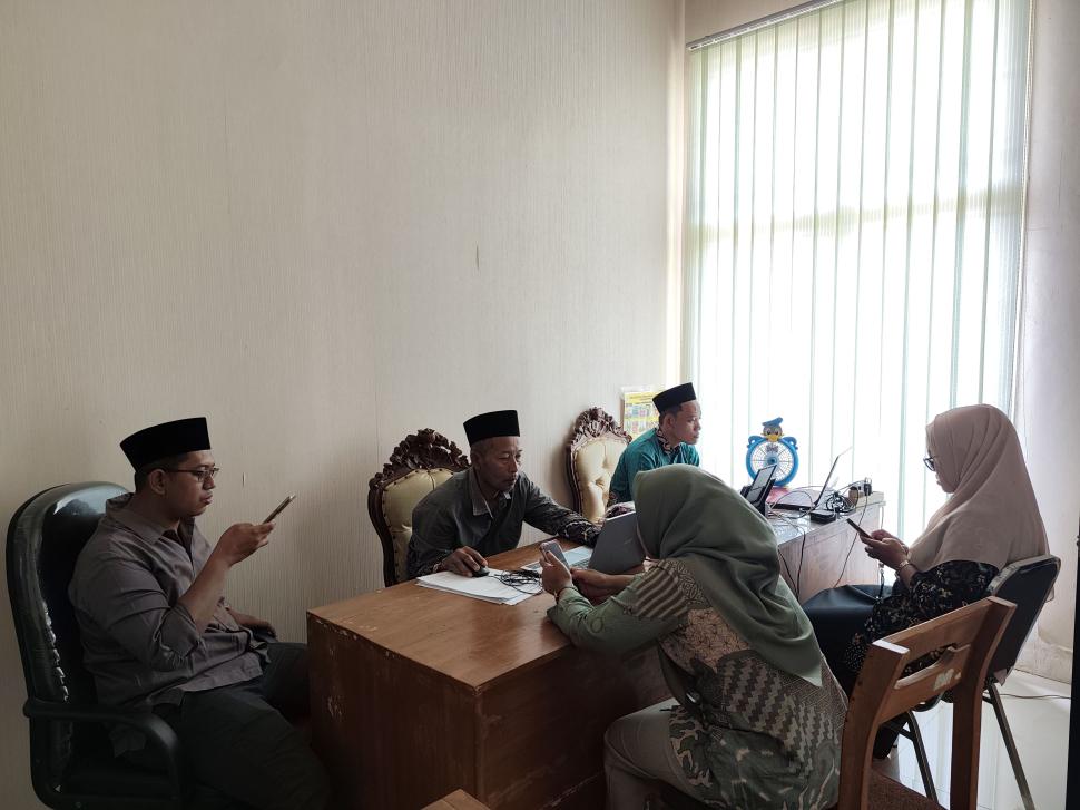 Khidmat, KUA Metro Kibang Baca Dala'il al-Khayrat Hari Ketiga