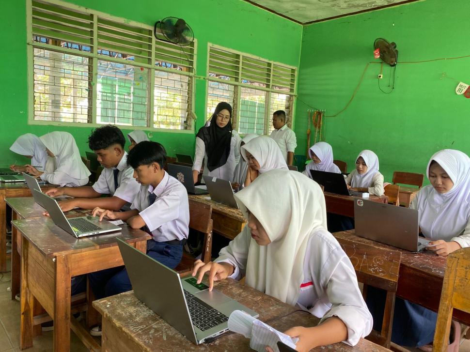 Pelaksanaan Tes Kemampuan Akademik (TKA) di MTs Negeri 2 Lampung Timur Berjalan Lancar dan Tertib
