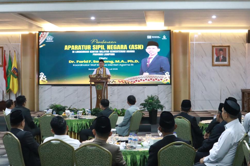 Bangun Profesionalisme ASN, Koordinator Staf Khusus Menteri Agama Berikan Pembinaan di Lampung