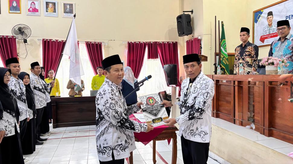 Pengukuhan Cabsus PGRI Kemenag Lampung Timur Perkuat Soliditas Pendidik dan Tenaga Kependidikan Madrasah
