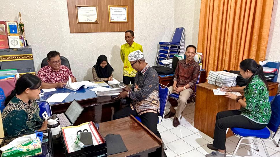 Langkah Nyata Tertib Administrasi, 27 Berkas Pura Diperiksa Kemenag dan BPN