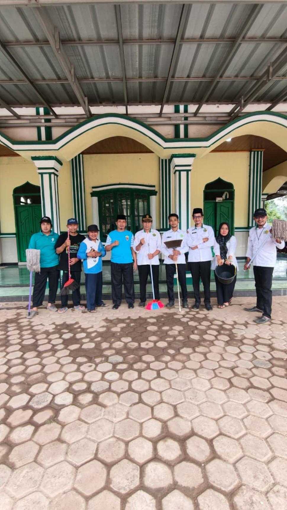 KUA Marga Sekampung Gelar GEBER MAS di Masjid Al-Huda Desa Gunung Mas