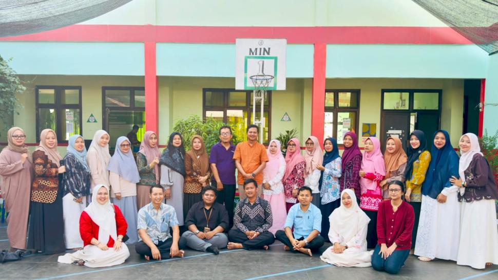 Refresh Kebijakan Perlindungan Anak, MIN 1 Lampung Timur Teguhkan Komitmen Mewujudkan Madrasah Aman dan Nyaman