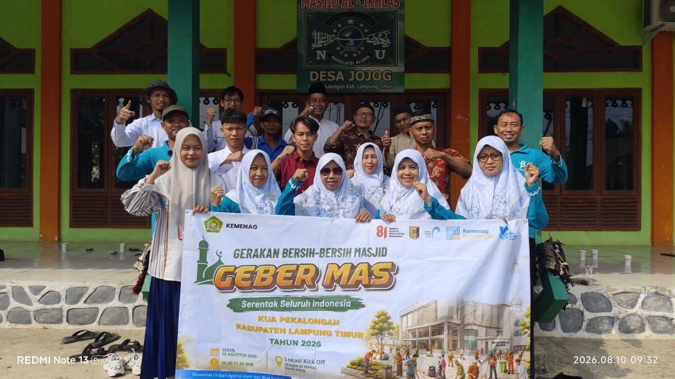 KUA KECAMATAN PEKALONGAN GELAR GERMAS DI MASJID AL-IKHLAS DESA JOJOG