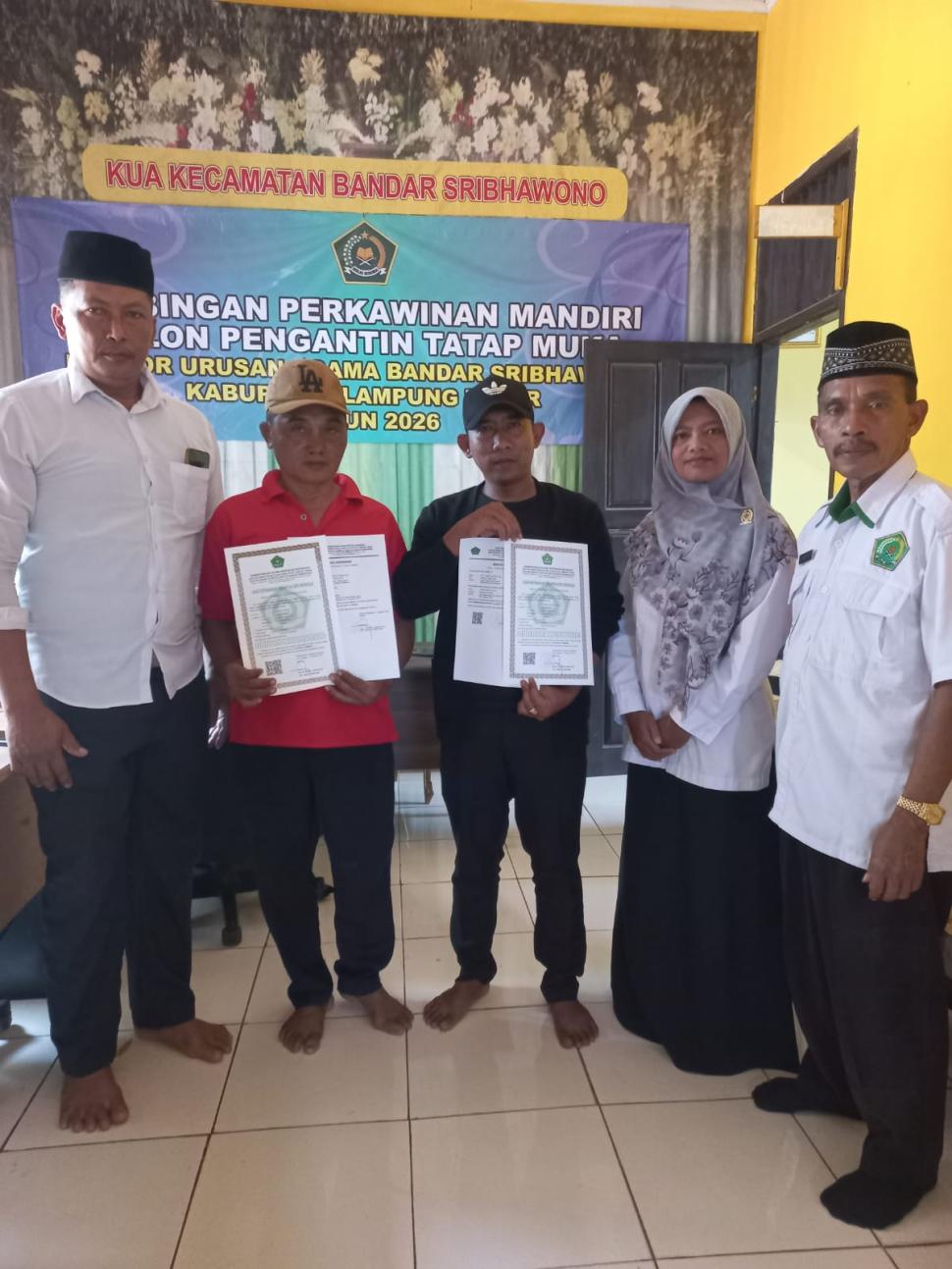 KUA Bandar Sribhawono Serahkan ID Mushola untuk Perkuat Pendataan Rumah Ibadah di Bandar Agung