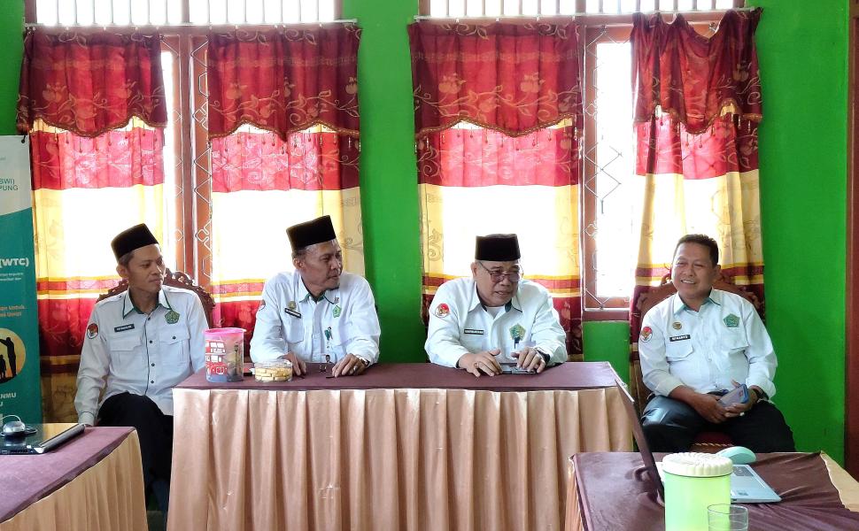 Perkuat Pelayanan Publik, Marwansyah Bina Pegawai KUA Batanghari Nuban