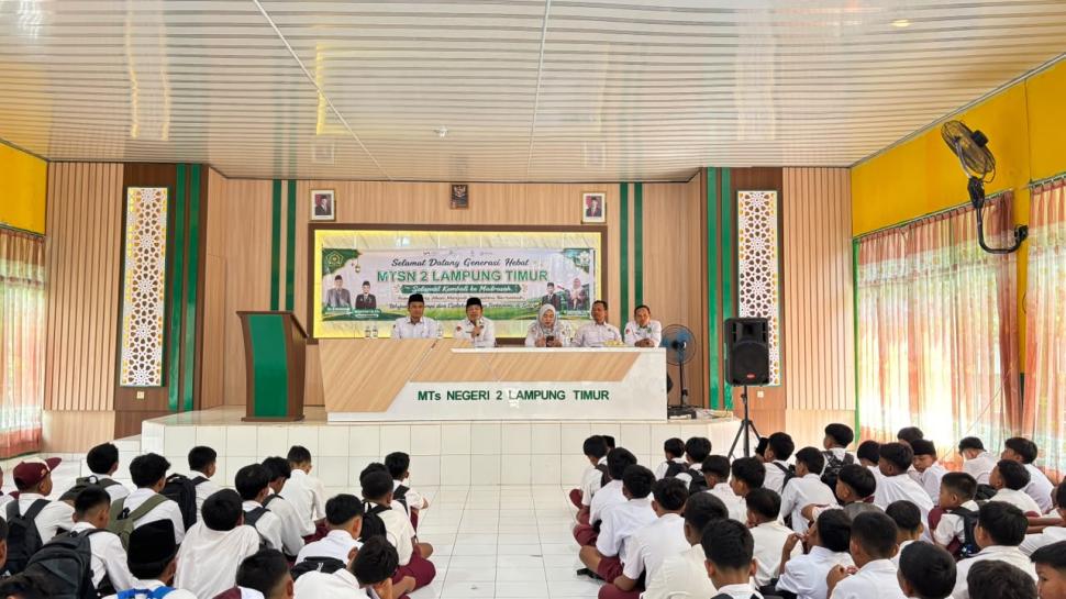 Kepala Kemenag Lampung Timur Monitoring MATAMUDA, Beri Apresiasi Siswa Juara I OSNK 2026