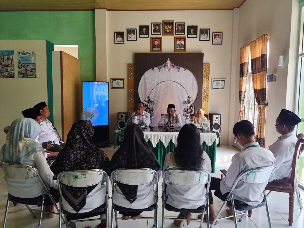 Rakor KUA Pekalongan Perkuat Tusi Pegawai dan Sosialisasikan Rashdul Kiblat