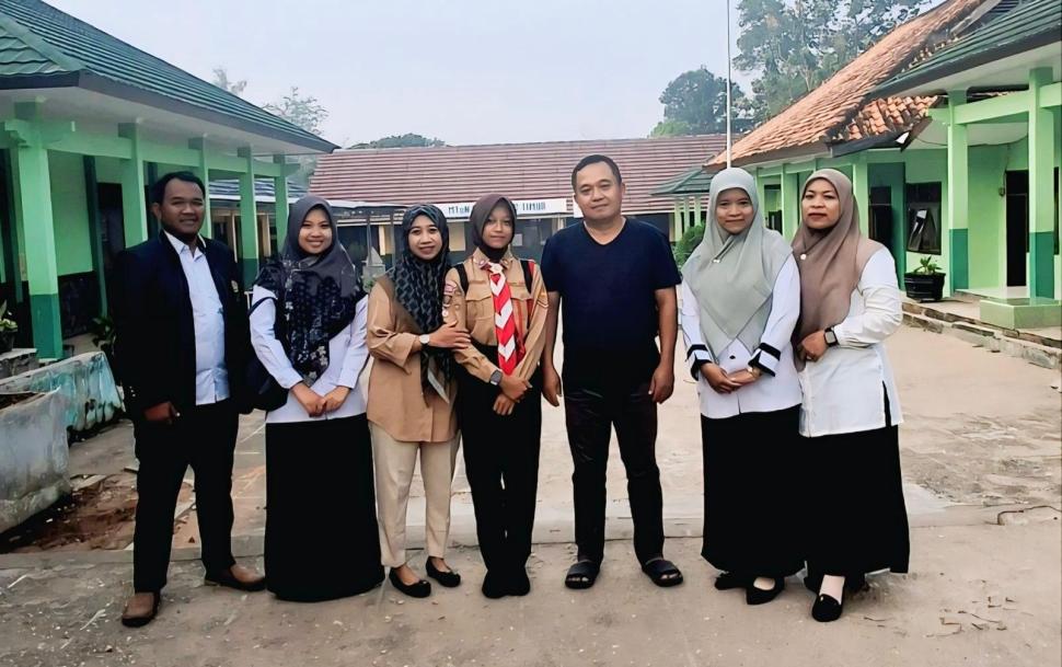 MTs Negeri 2 Lampung Timur Berangkatkan Siswi Ikuti Jambore Daerah VII 2025