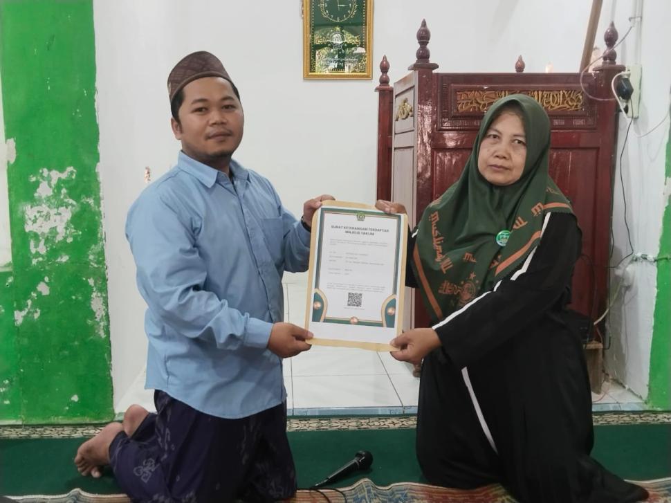 Legalitas Diperkuat, Majelis Taklim Al Hidayah Desa Sidorejo Resmi Kantongi SKT Kemenag