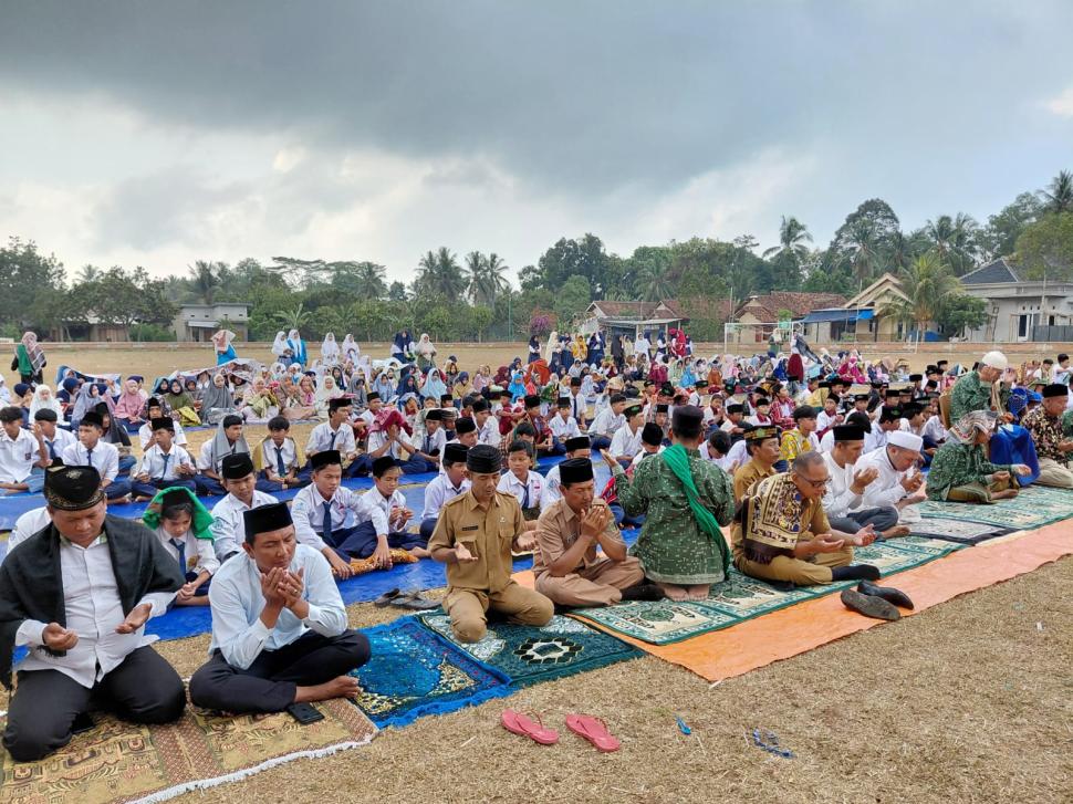 Salat Istisqa Digelar di Mataram Baru, Kepala KUA Bertindak sebagai Khatib