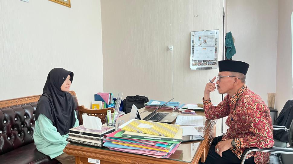 Tingkatkan Pemahaman Masyarakat, KUA Metro Kibang Layani Konsultasi Isbat Nikah