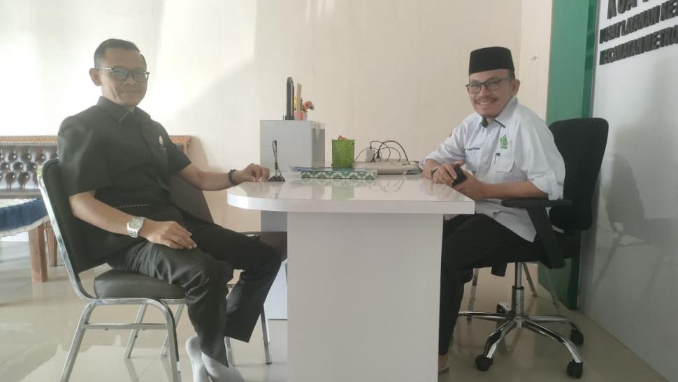 Tingkatkan Syiar Keagamaan, Anggota Dewan Ahmad Isak, S.P., Konsultasikan Proposal Majelis Taklim Desa Purbosembodo ke KUA Metro Kibang