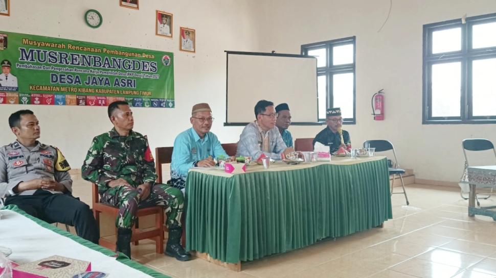 Hadiri Musrenbang Desa Jaya Asri, Kepala KUA Metro Kibang Sampaikan Materi Layanan Keagamaan