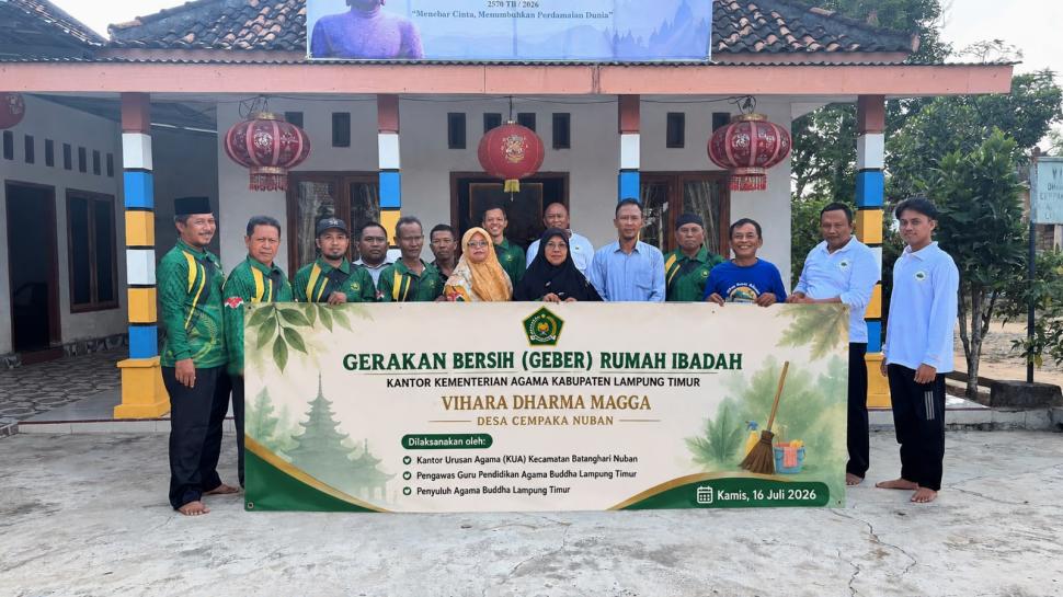 KUA Batanghari Nuban Gelar GEBER Rumah Ibadah di Vihara Dharma Magga