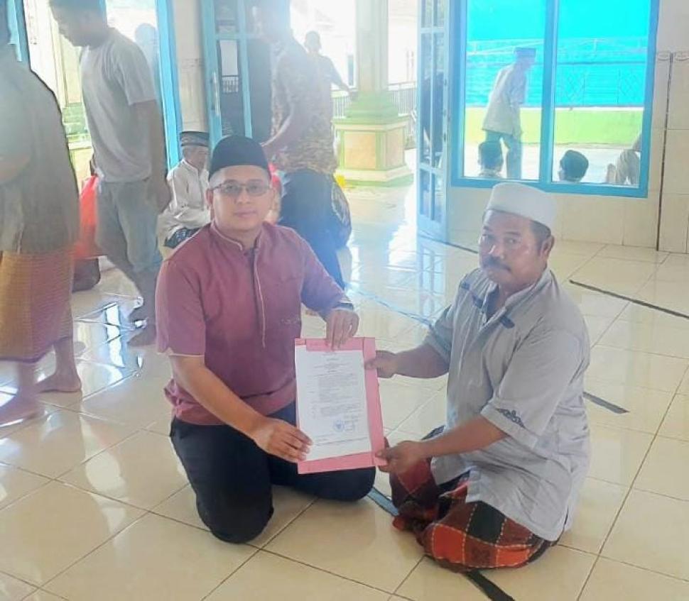 Gerak Cepat Penyuluh Agama! SK Amil Zakat Masjid Nurul Ikhlas Resmi Diserahkan