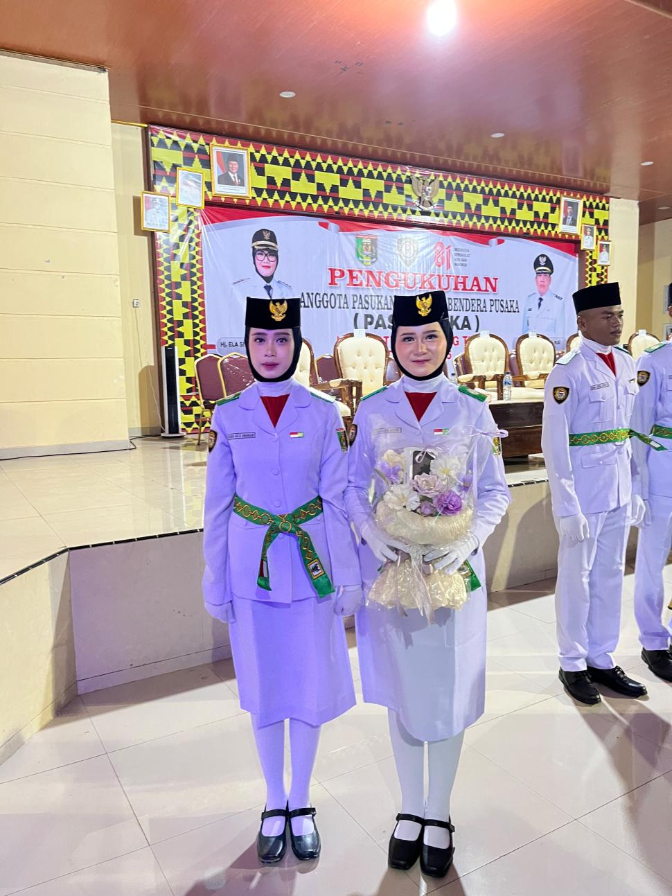 Bangga dan Menginspirasi! Ashila Shofia Nasywa, Murid MAN IC Dipercaya Jadi Pembawa Baki Upacara HUT ke-81 RI di Lampung Timur