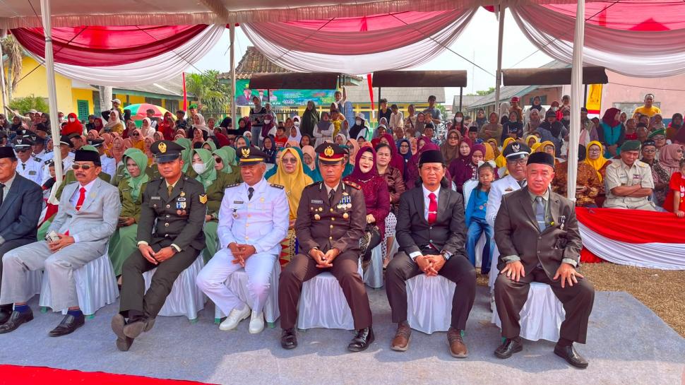 KUA Sekampung Hadiri Upacara HUT ke-81 Kemerdekaan RI Bersama Forkopimcam Sekampung