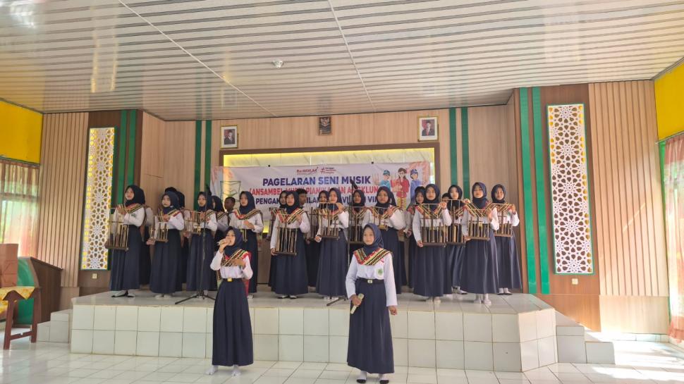 Pegelaran Musik Jadi Ajang Unjuk Bakat dan Penilaian Siswa MTsN 2 Lampung Timur