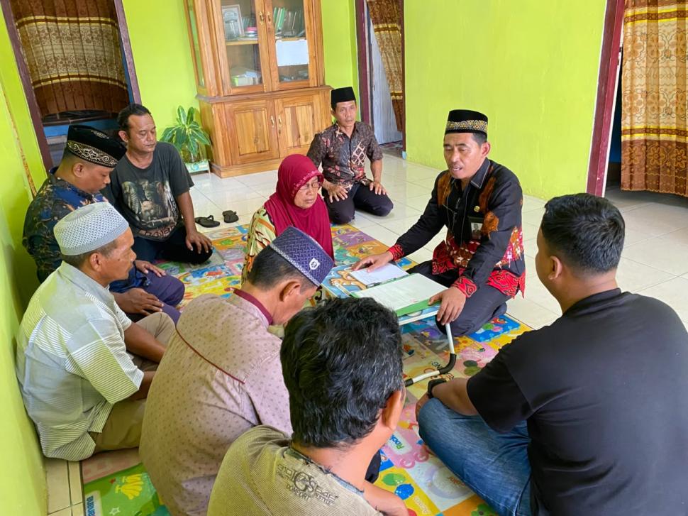 KUA Mataram Baru Sahkan Akta Ikrar Wakaf Sawah Produktif di Desa Way Areng