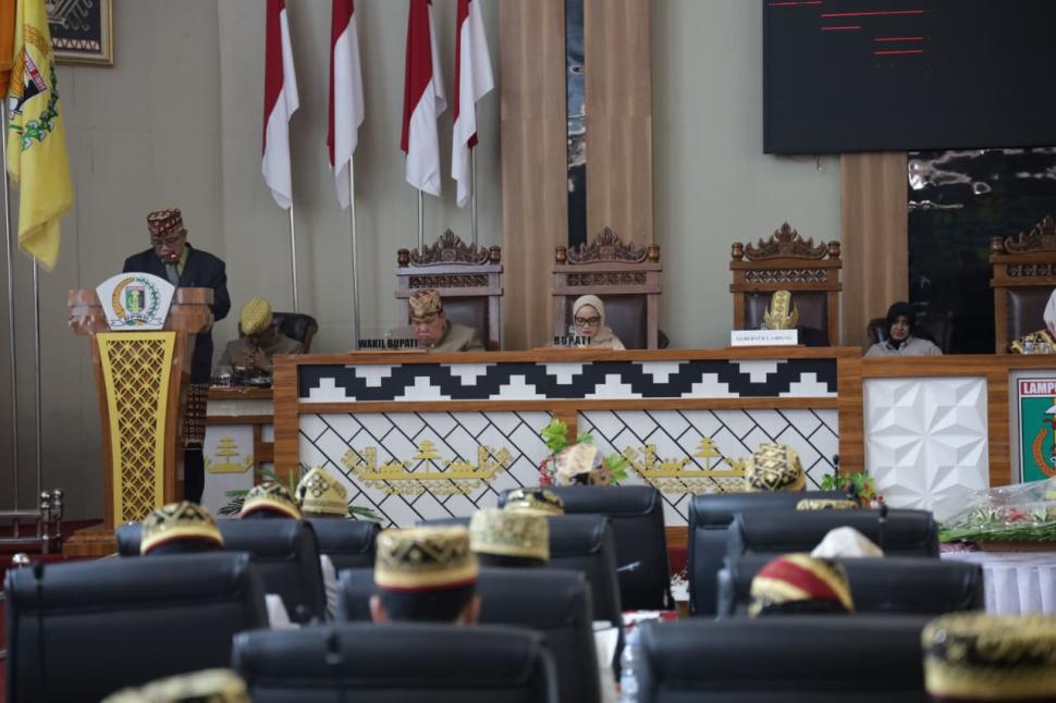 Dari Paripurna DPRD, Doa dan Harapan Menguat untuk Masa Depan Lampung Timur di HUT ke-27