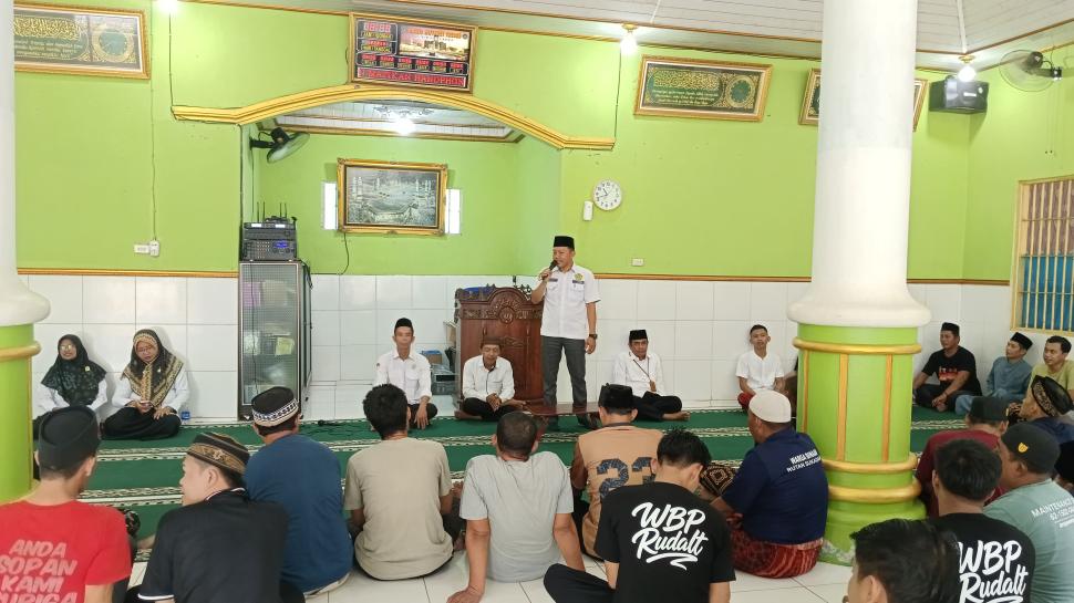 Bekal untuk Berubah, Penyuluh Agama Islam Kabupaten Lampung Timur Bina WBP Rutan Sukadana melalui Tholabul Ilmi