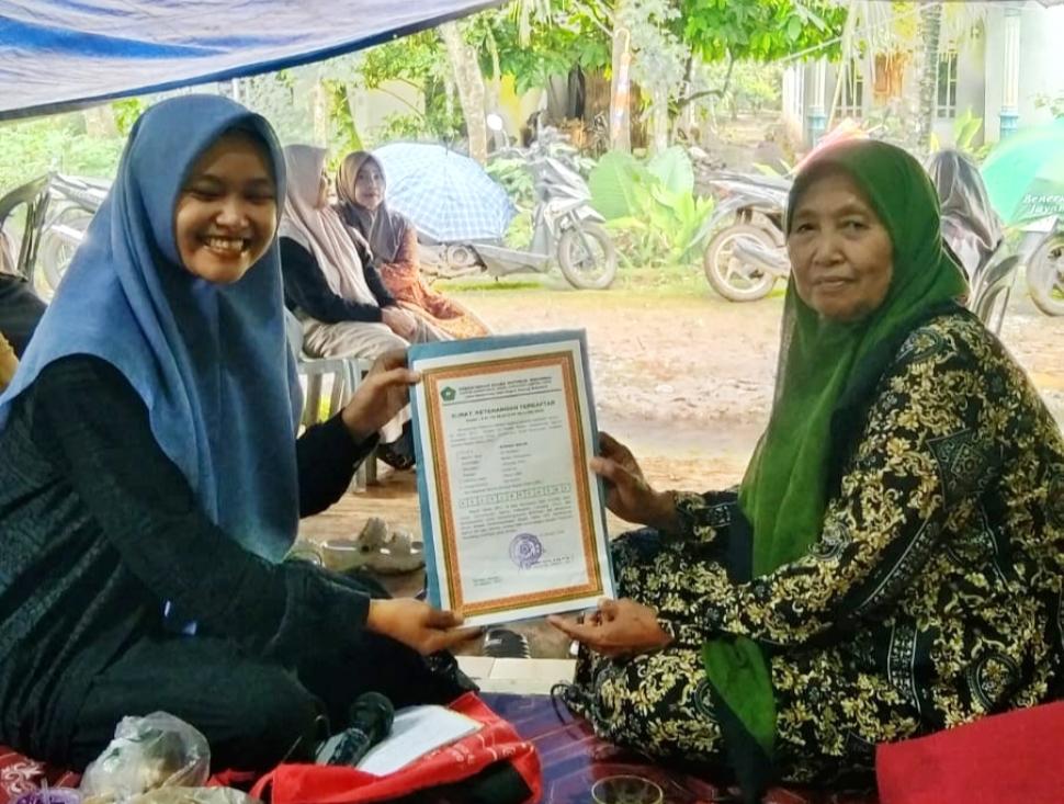 Penyuluh Agama Islam Bandar Sribhawono Serahkan SKT Majlis Ta'lim Syifaul Qulub, Perkuat Pembinaan Umat