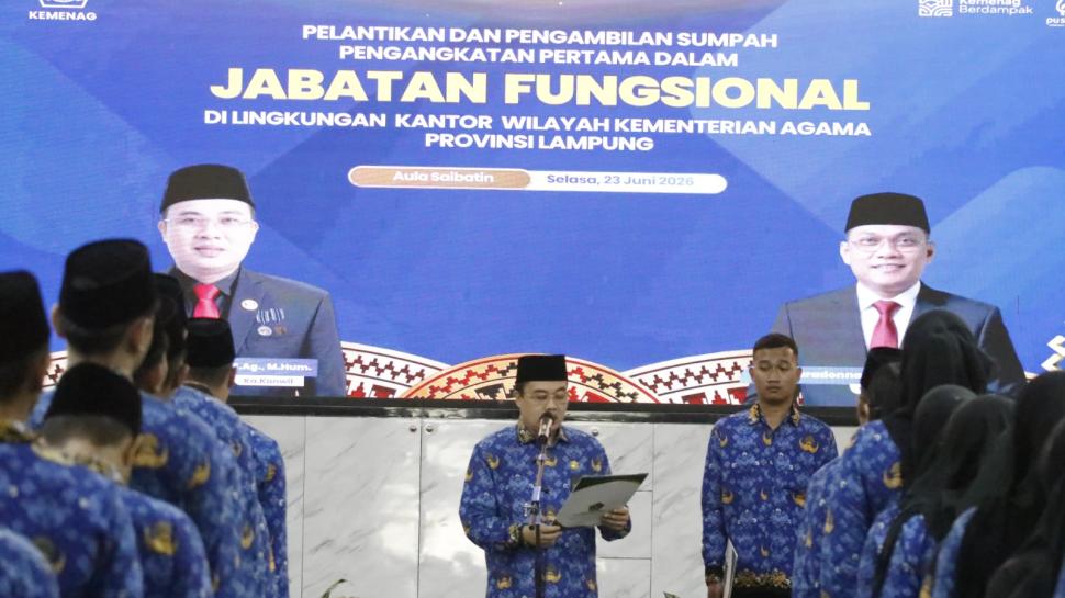 Pelantikan Jabatan Fungsional Tandai Kesiapan 23 ASN Kemenag Lampung Timur Layani Umat