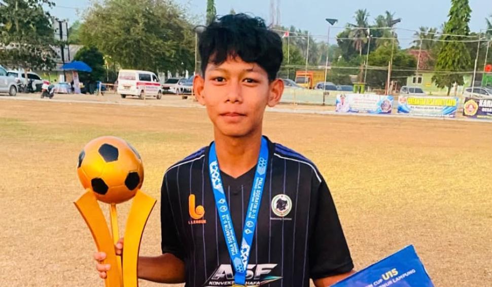 Siswa MTs N 2 Lampung Timur Revan Prayoga Susanto Bawa Punggur United Juara Piala Soeratin U-15 Lampung