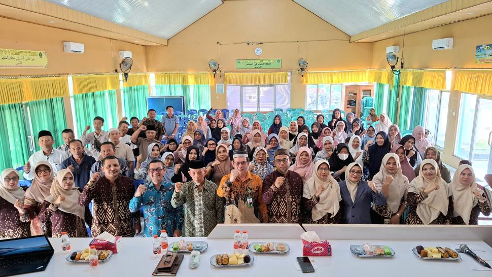 Perkuat Sinergi Orang Tua dan Sekolah, MTsN 1 Lampung Timur Gelar Penguatan Parenting dan Bimbingan Konseling
