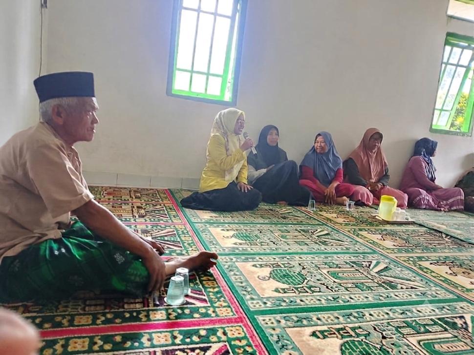 Melalui Majelis Ta’lim, Penyuluh Agama KUA Metro Kibang Gaungkan Gerakan Anti Narkoba