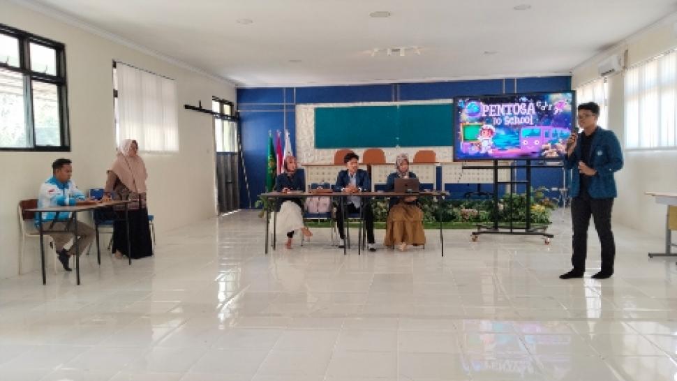Mahasiswa Fakultas Kedokteran Unila Sosialisasikan Pentosa Goes to School kepada Siswa MAN IC Lampung Timur