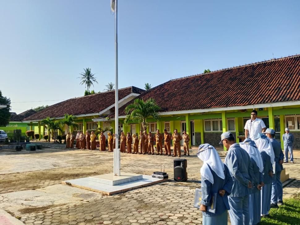 Sinergi KUA Metro Kibang dan Sekolah: Edukasi Bimbingan Pra Nikah Ramaja Usia Sekolah  dan Bahaya Napza untuk Siswa