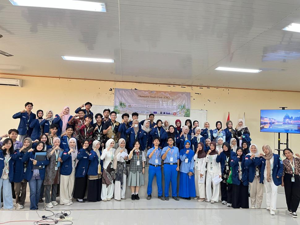 Dua Murid MAN IC Lampung Timur Raih Juara Chemistry Smart Clash di Chemistry EXPO XXX Universitas Lampung