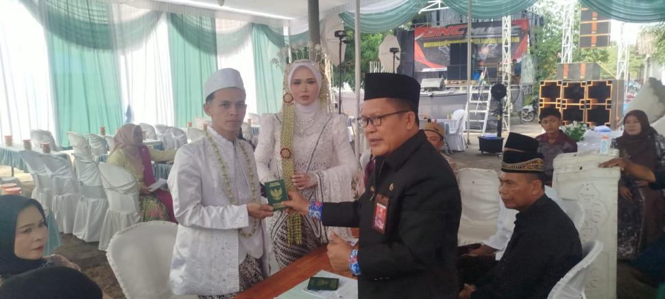 Mengikat Janji dalam Kesakralan Akad, M. Rizal Riyanto dan Ardila Resmi Menjadi Pasangan Suami Istri