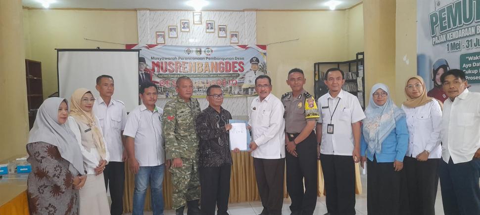Dari Wakaf hingga Ekoteologi, Penyuluh KUA Pekalongan Nur Rohmi, S.Pd.Dorong Penguatan Keagamaan di Musrenbang Siraman