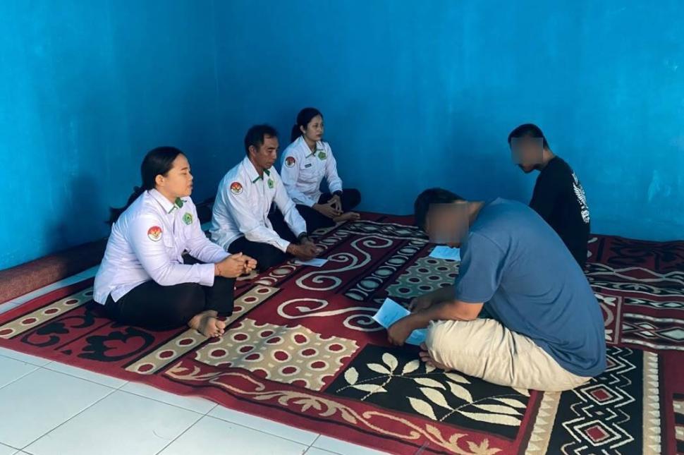 Terharu Kembali Lantunkan Tri Sandhya Setelah 9 Tahun,  Penyuluh Hindu Hadirkan Pembinaan Spiritual bagi  Warga Binaan Rutan Sukadana