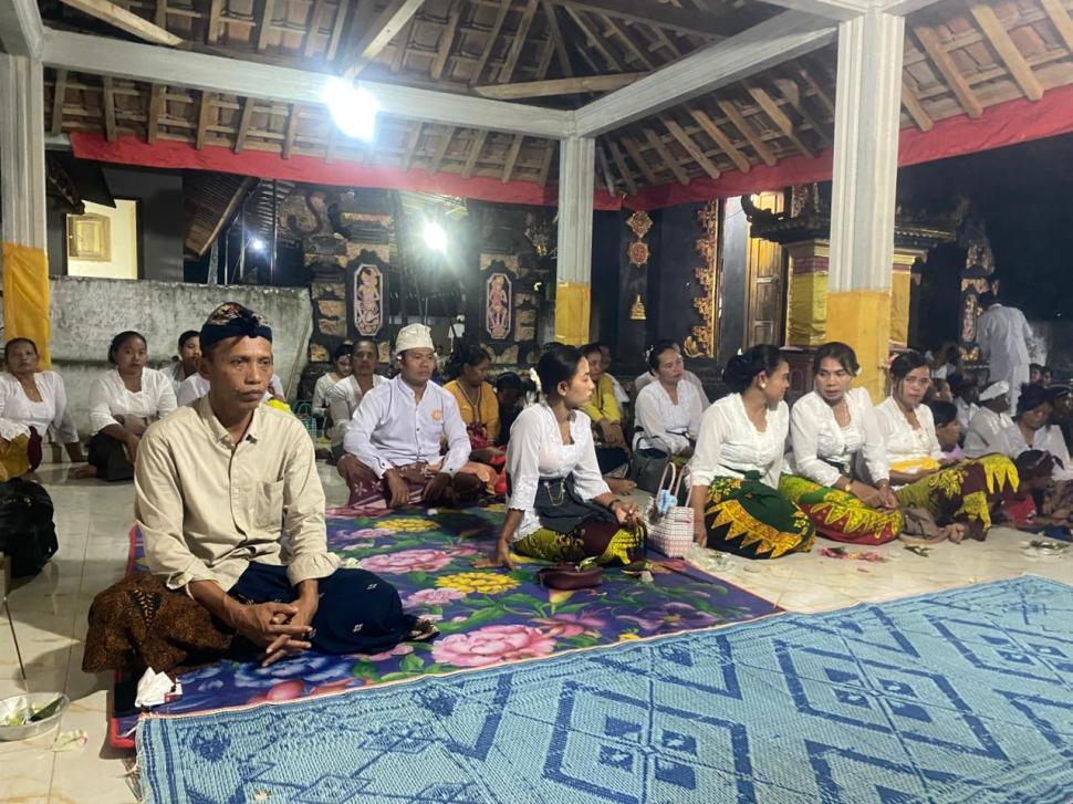 Piodalan Pura Purwo Bhakti Lehan, Penyelenggara Hindu   Tekankan Panca Sraddha dan Lascarya