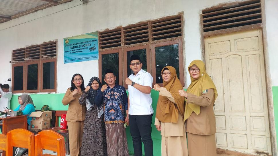 Aksi Nyata di Metro Kibang! KUA Turun Tangan, Donor Darah di SMK Fadhlu Robby Jadi Magnet Kepedulian Warga